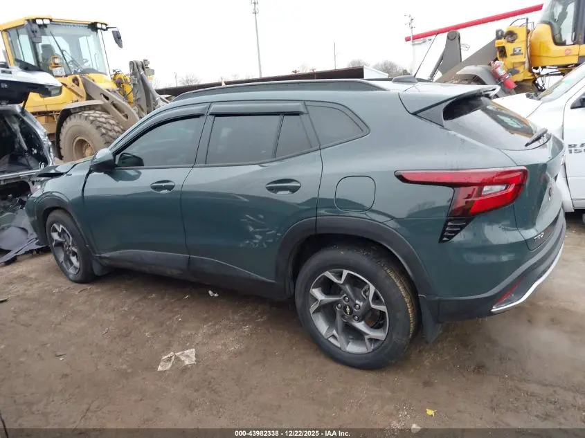 2025 CHEVROLET TRAX FWD LT