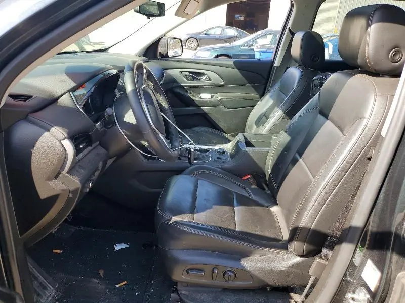 2021 CHEVROLET TRAVERSE LT  