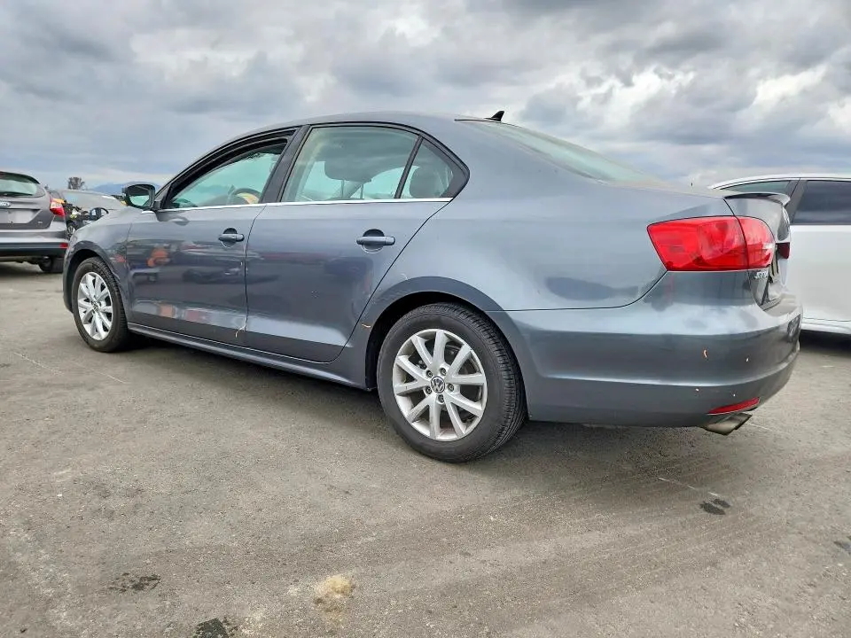 2014 VOLKSWAGEN JETTA SE  