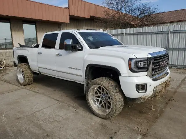 2016 GMC SIERRA K2500 DENALI  