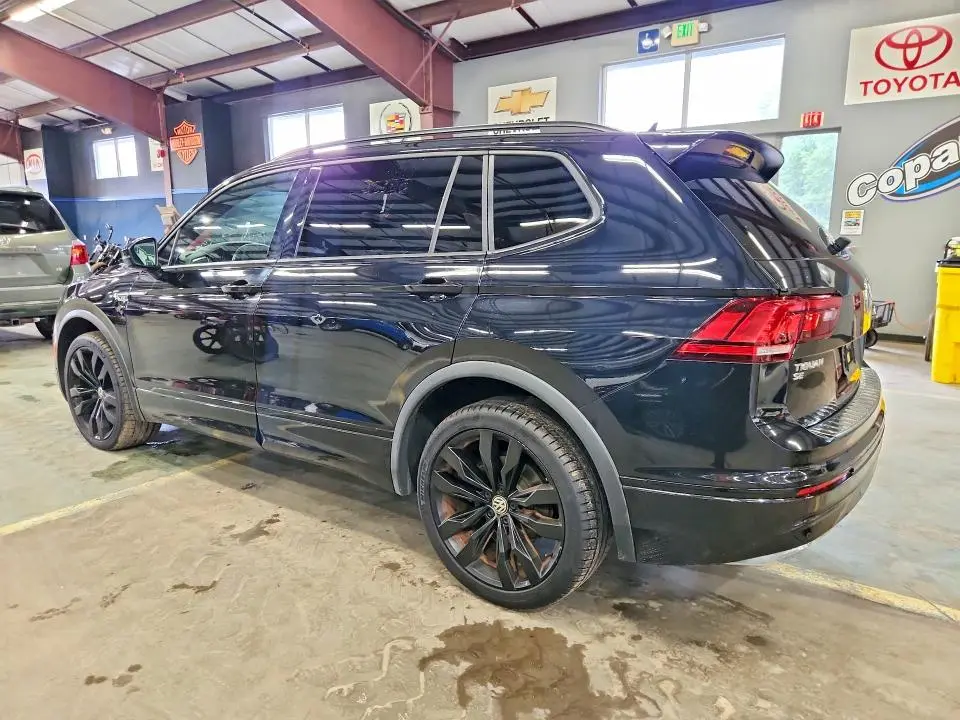 2021 VOLKSWAGEN TIGUAN SE  