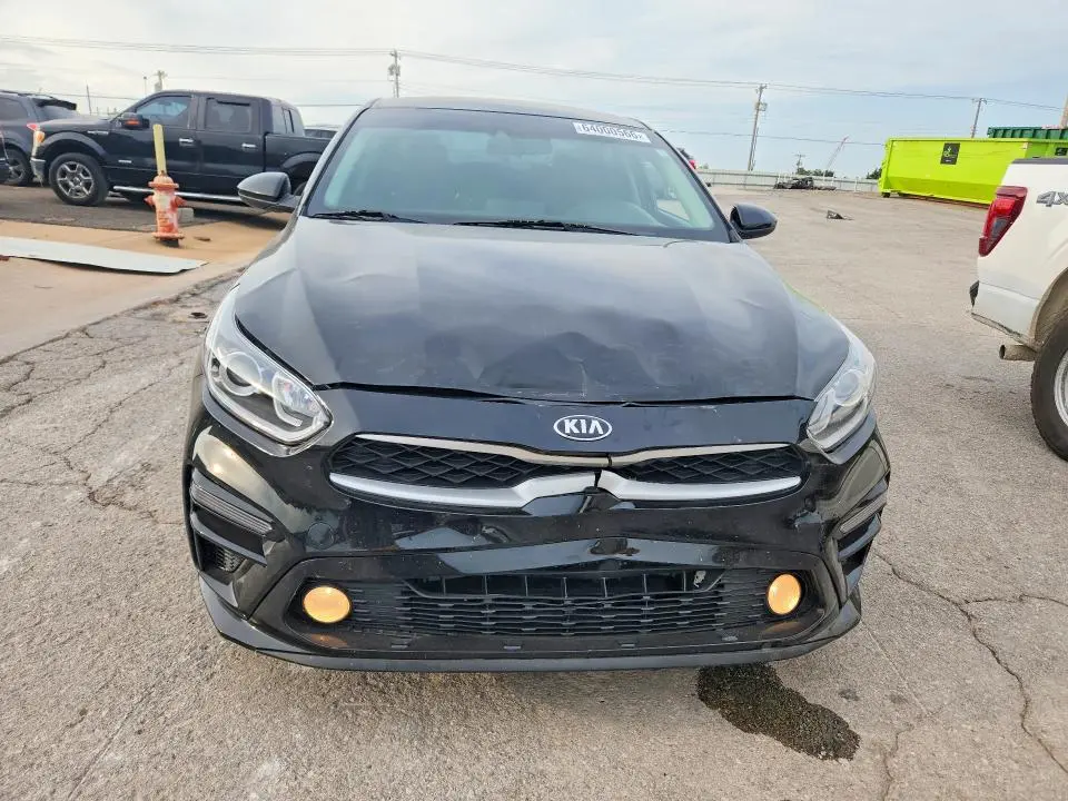 2021 KIA FORTE LXS  