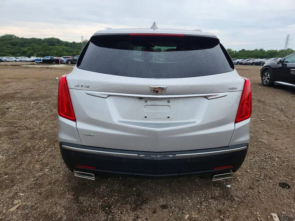 2017 CADILLAC XT5 LUXURY  