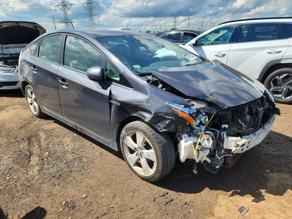 2010 TOYOTA PRIUS V  