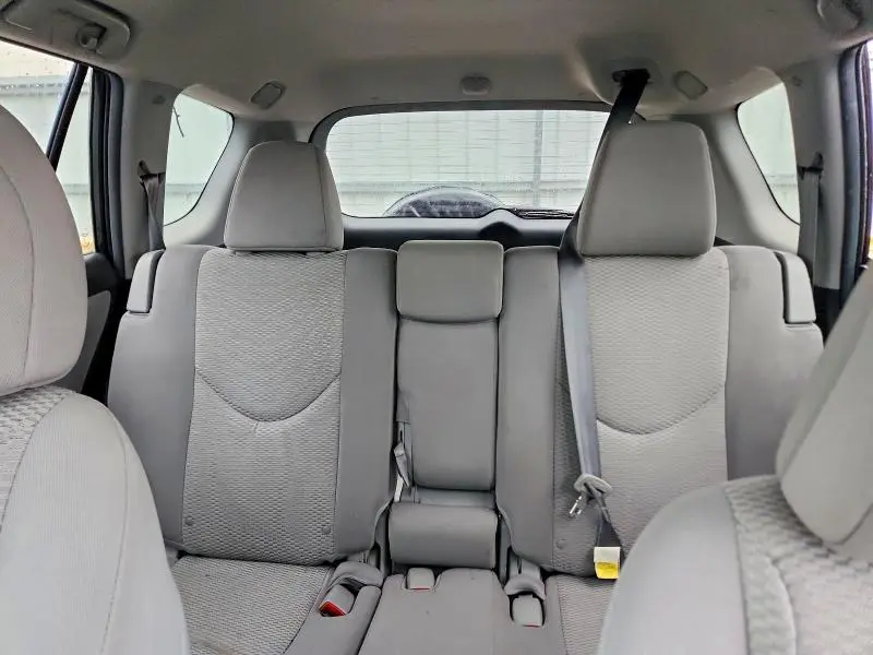 2011 TOYOTA RAV4 BASE  