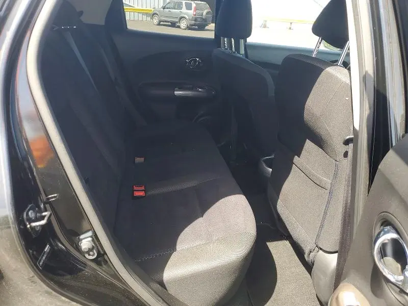 2012 NISSAN JUKE S  