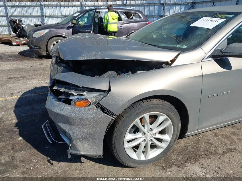 2017 CHEVROLET MALIBU 1LT