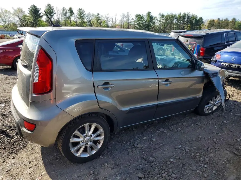 2012 KIA SOUL +  