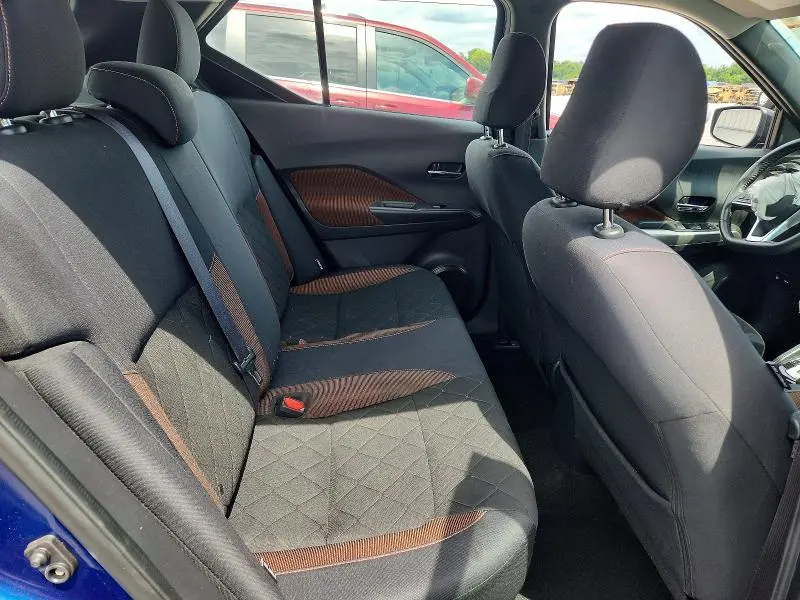 2020 NISSAN KICKS SR  