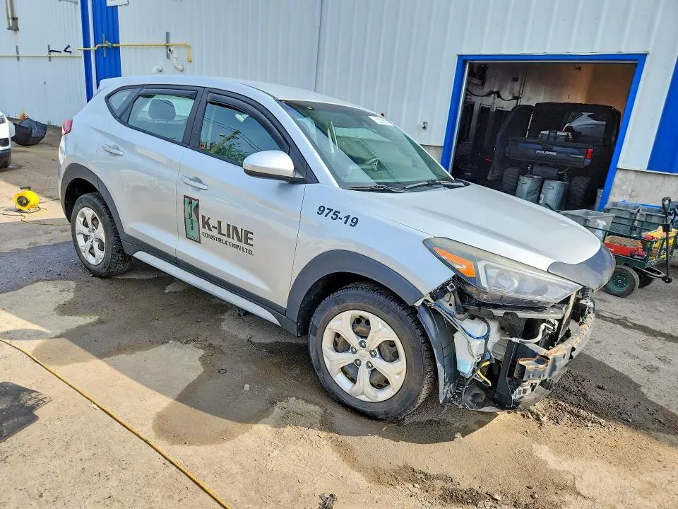 2019 HYUNDAI TUCSON SE  