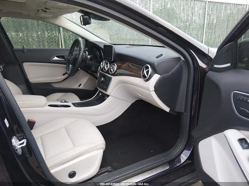 2015 MERCEDES-BENZ GLA 250 4MATIC