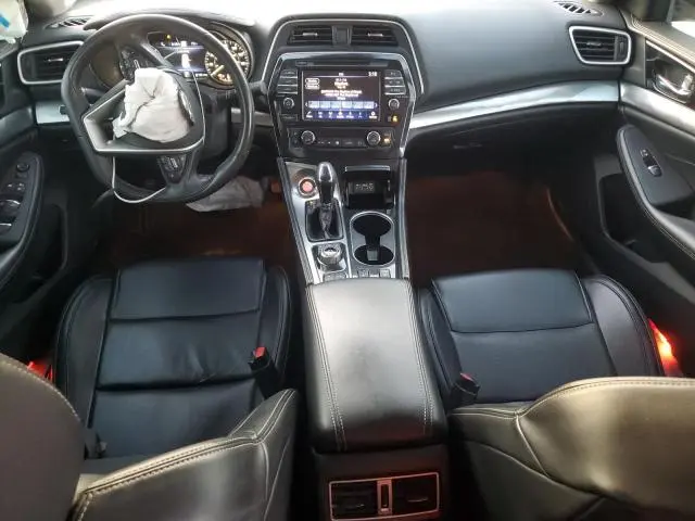 2022 NISSAN MAXIMA SV  