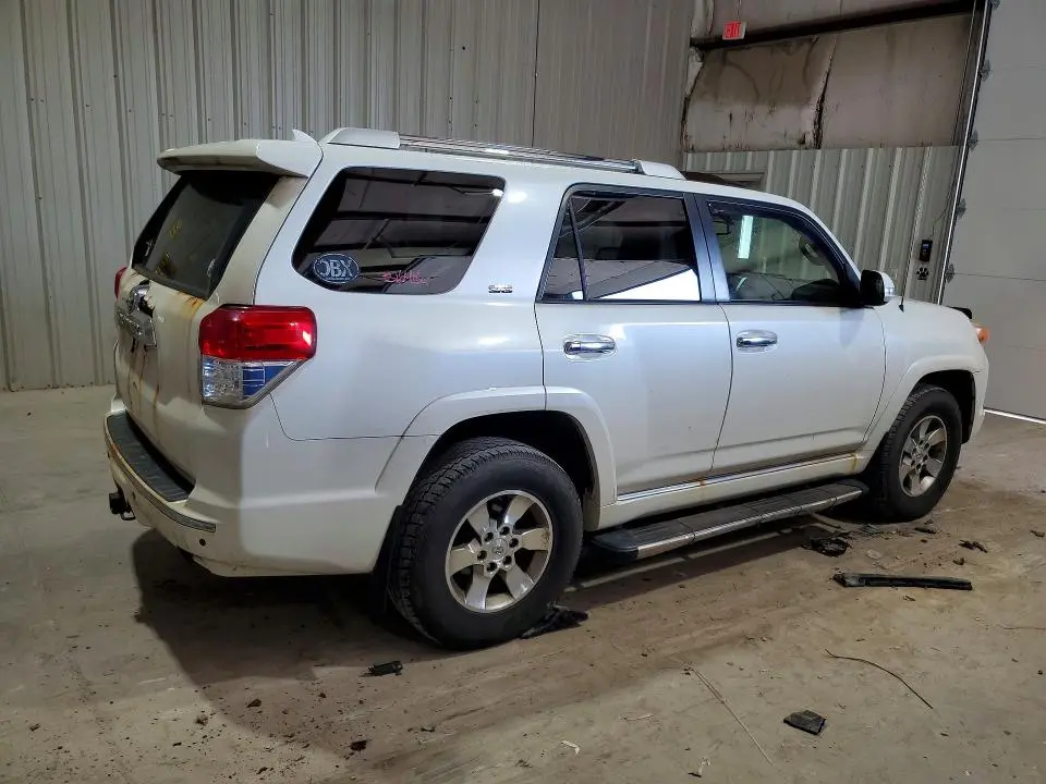 2013 TOYOTA 4RUNNER SR5  