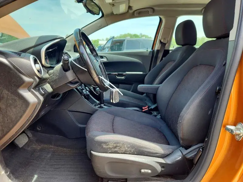 2017 CHEVROLET SONIC LT  