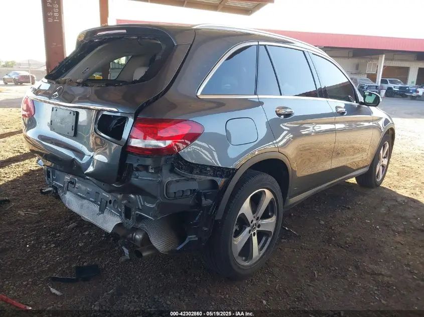 2018 MERCEDES-BENZ GLC 300  