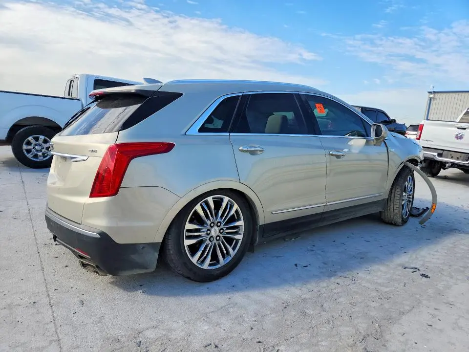 2017 CADILLAC XT5 PREMIUM LUXURY  