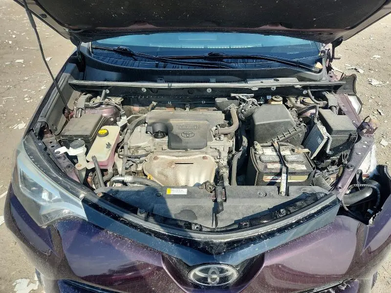 2016 TOYOTA RAV4 SE  