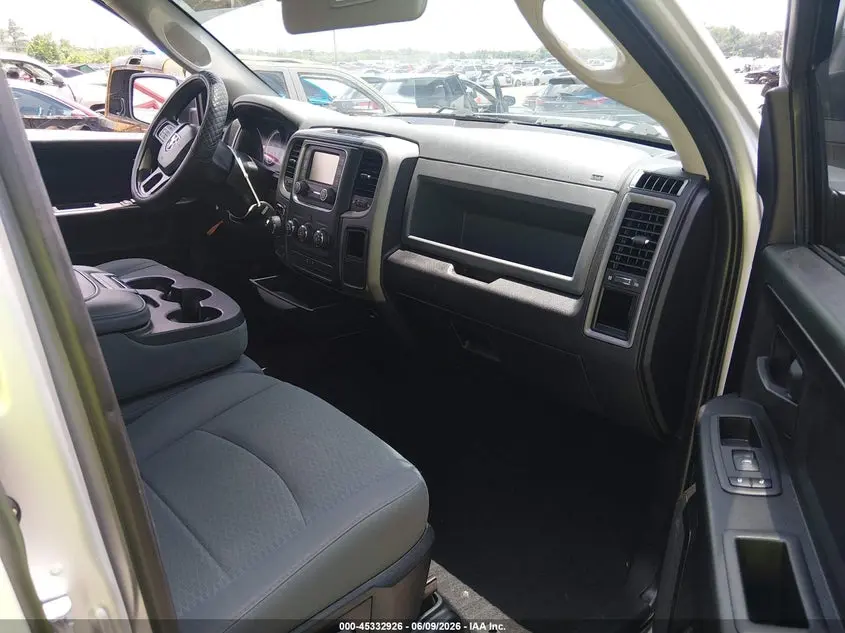 2018 RAM 1500 TRADESMAN  4X4 6'4 BOX