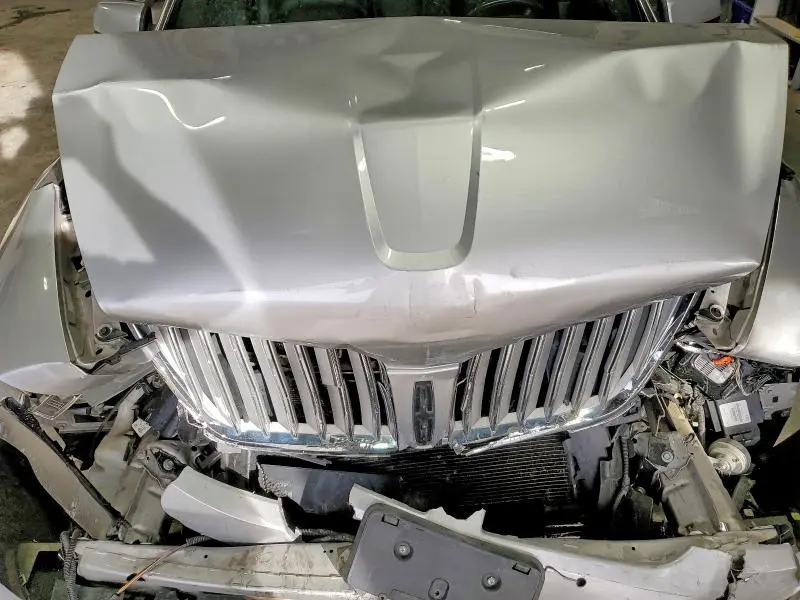 2010 LINCOLN MKS   