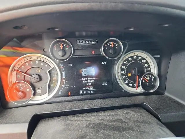 2014 RAM 1500 SLT  