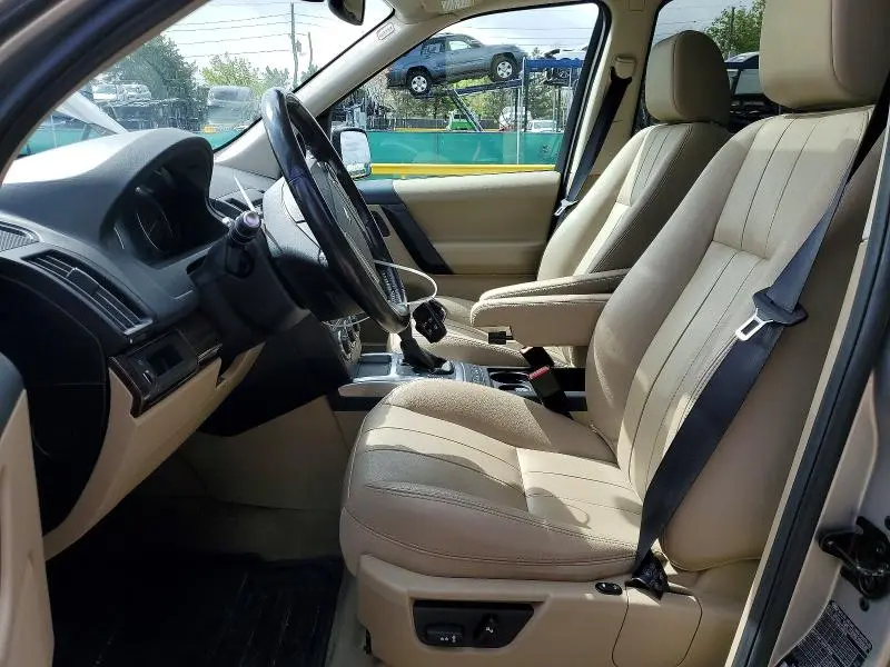 2014 LAND ROVER LR2 HSE  