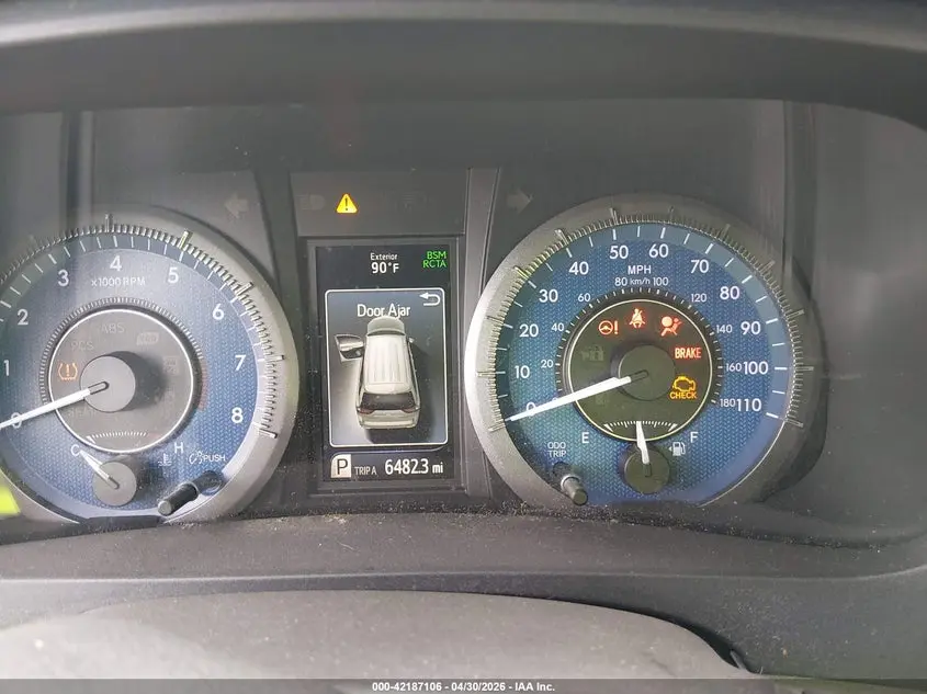 2019 TOYOTA SIENNA XLE 8 PASSENGER