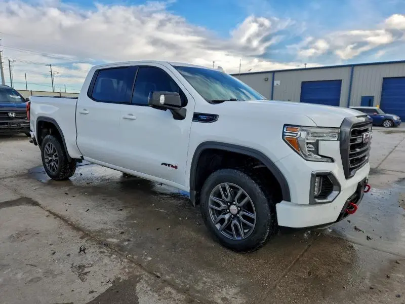 2021 GMC SIERRA K1500 AT4  