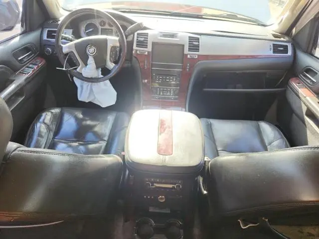 2011 CADILLAC ESCALADE ESV PREMIUM  