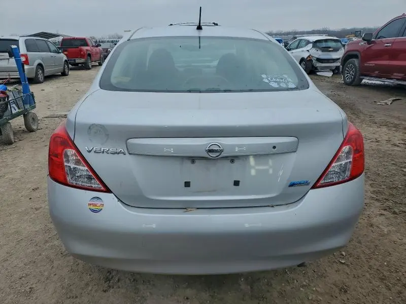 2013 NISSAN VERSA S  