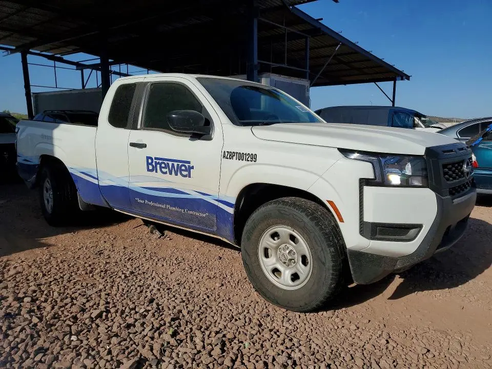 2025 NISSAN FRONTIER S  