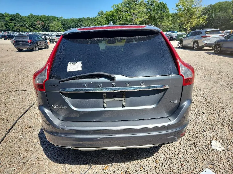 2016 VOLVO XC60 T5 PREMIER  