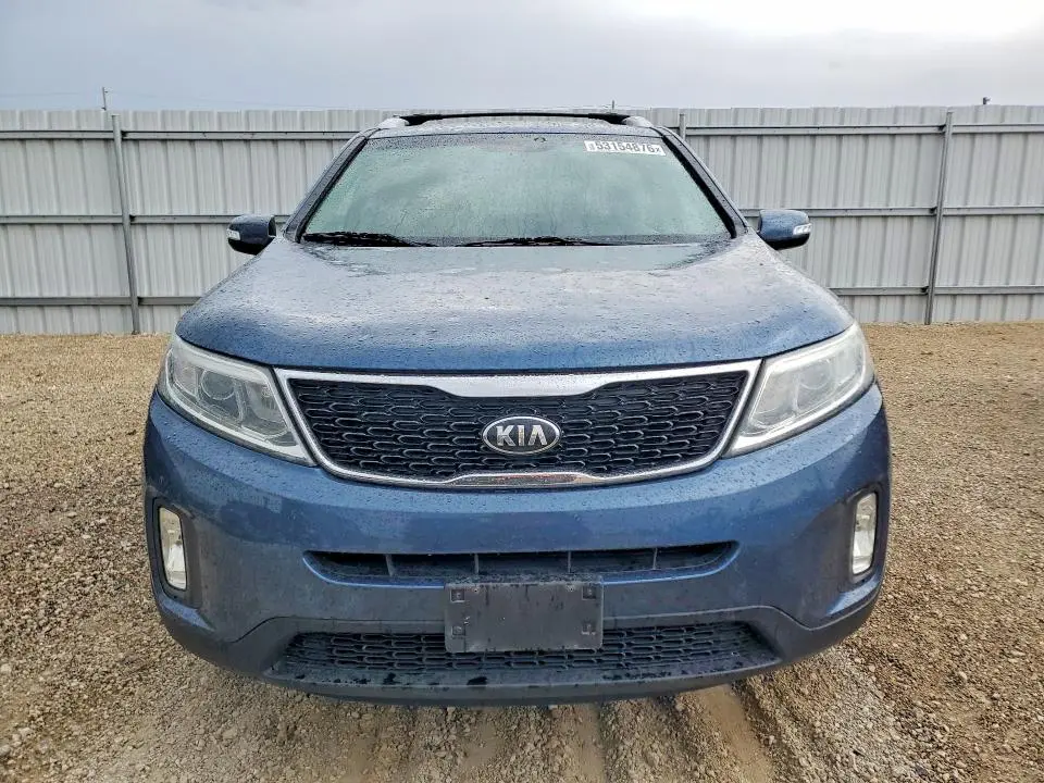 2015 KIA SORENTO LX  