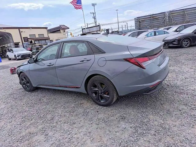2021 HYUNDAI ELANTRA SEL  