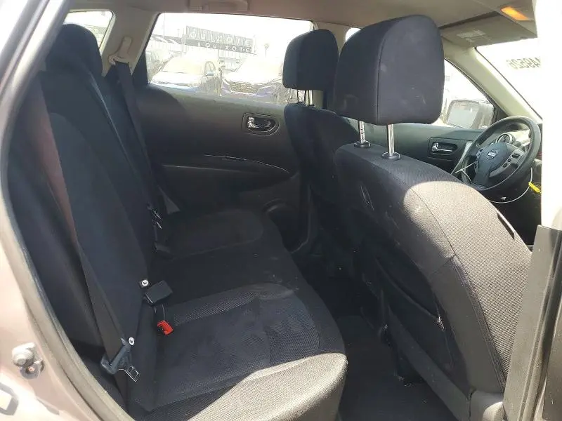 2012 NISSAN ROGUE S  