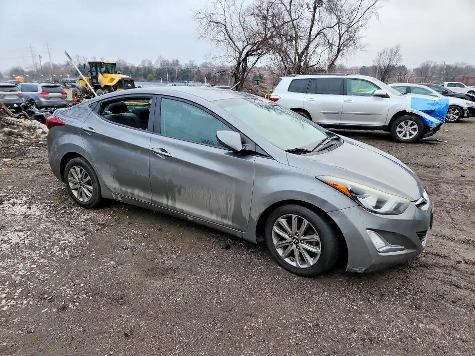 2014 HYUNDAI ELANTRA SE  