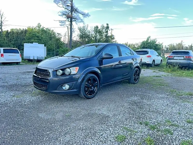 2015 CHEVROLET SONIC LT  