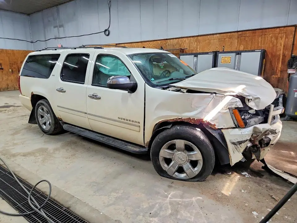 2013 CHEVROLET SUBURBAN K1500 LTZ  