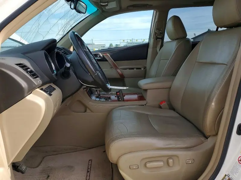 2010 TOYOTA HIGHLANDER LIMITED  