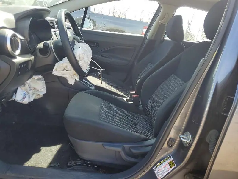 2024 NISSAN VERSA S  