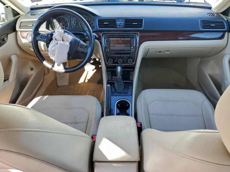 2014 VOLKSWAGEN PASSAT SE  