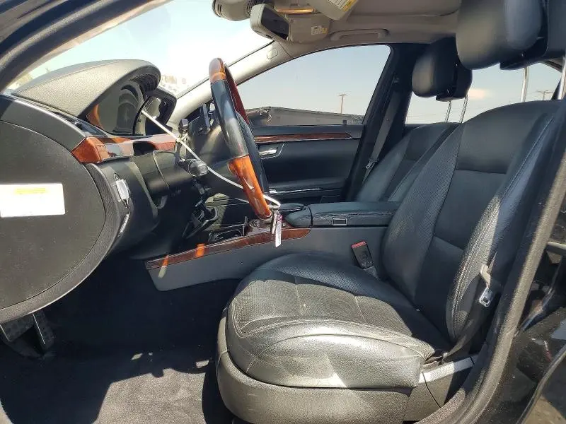 2011 MERCEDES-BENZ S 550  