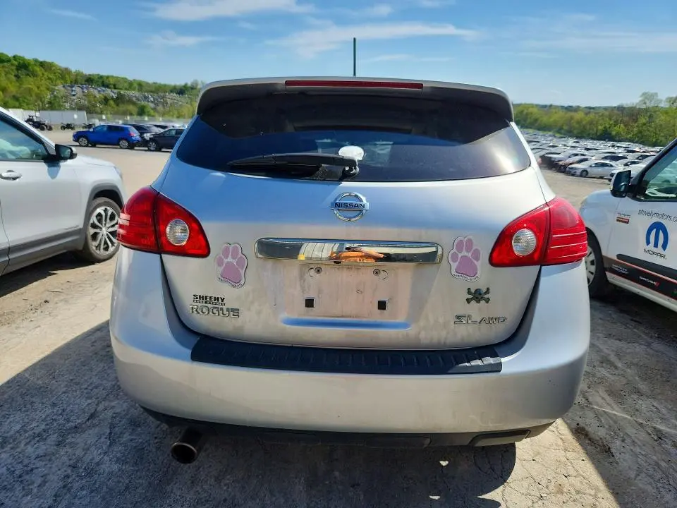 2013 NISSAN ROGUE S  