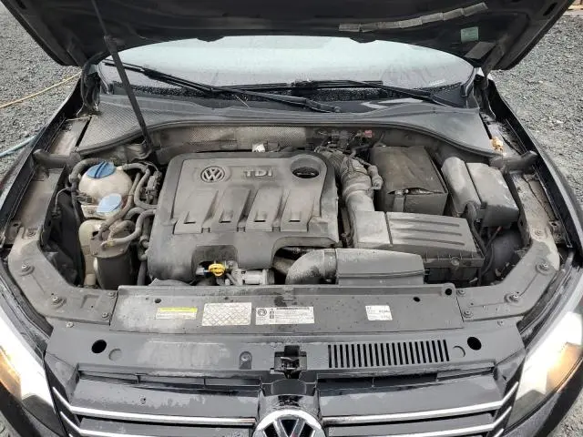 2014 VOLKSWAGEN PASSAT S  