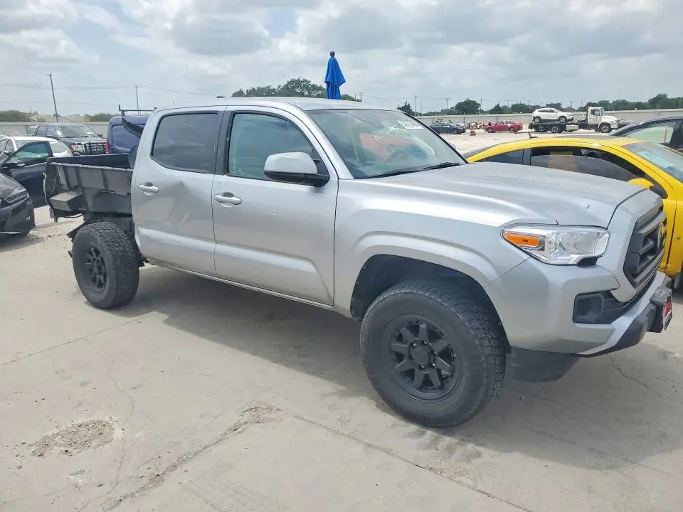 2023 TOYOTA TACOMA SR  