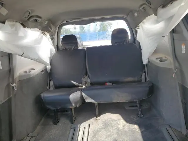 2015 TOYOTA SIENNA LE  