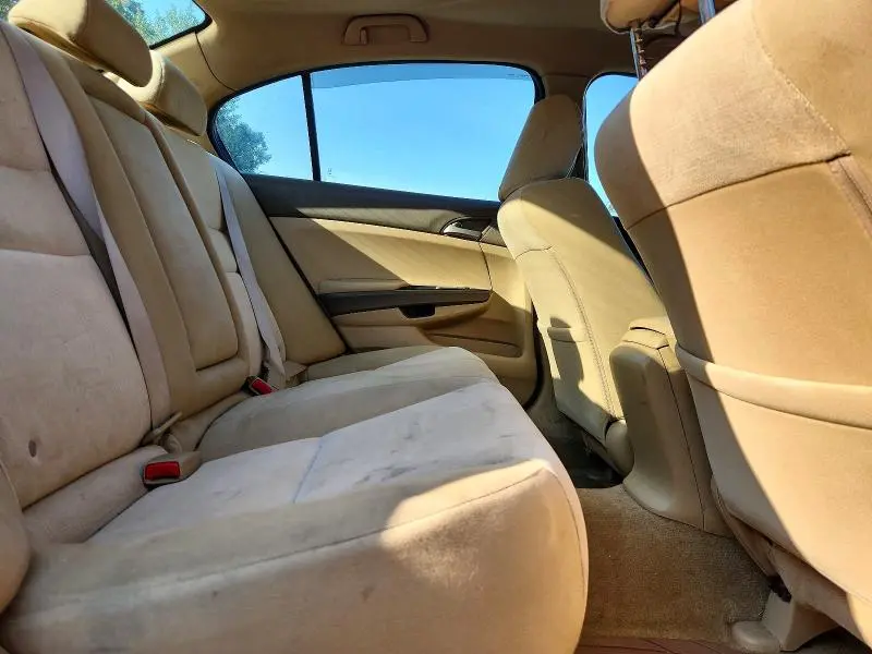 2010 HONDA ACCORD LX  