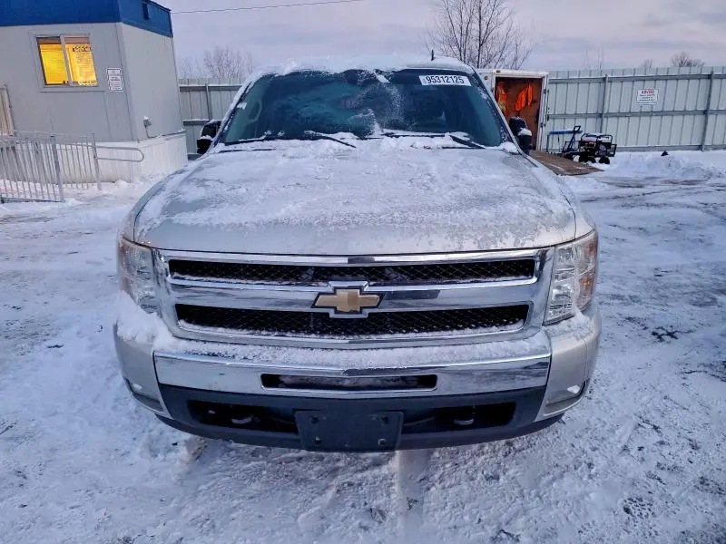 2011 CHEVROLET SILVERADO K1500 LT  