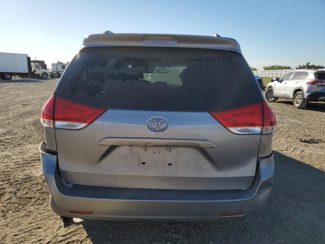 2012 TOYOTA SIENNA LE