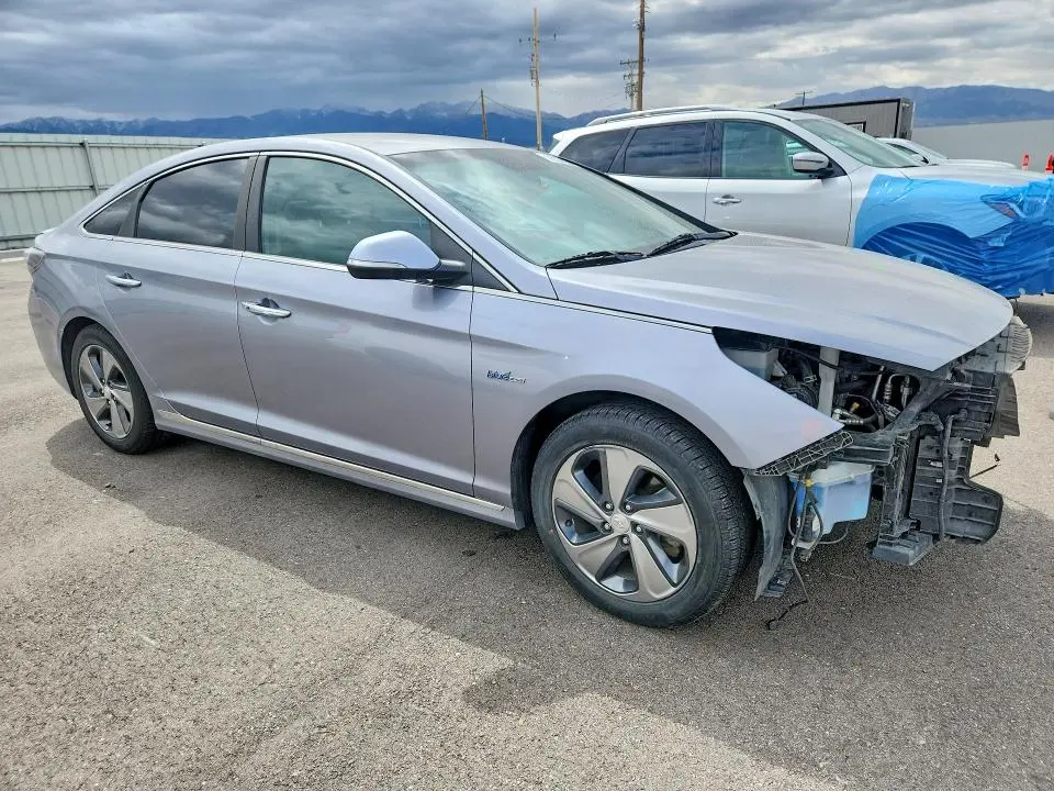 2017 HYUNDAI SONATA PLUG-IN HYBRID  