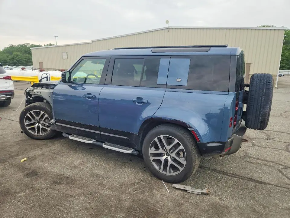2023 LAND ROVER DEFENDER 110 X-DYNAMIC SE  